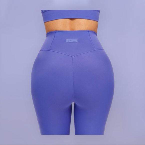 NWT Firm Abs Seamless Scrunch Butt Leggings - Picture 5 of 9
